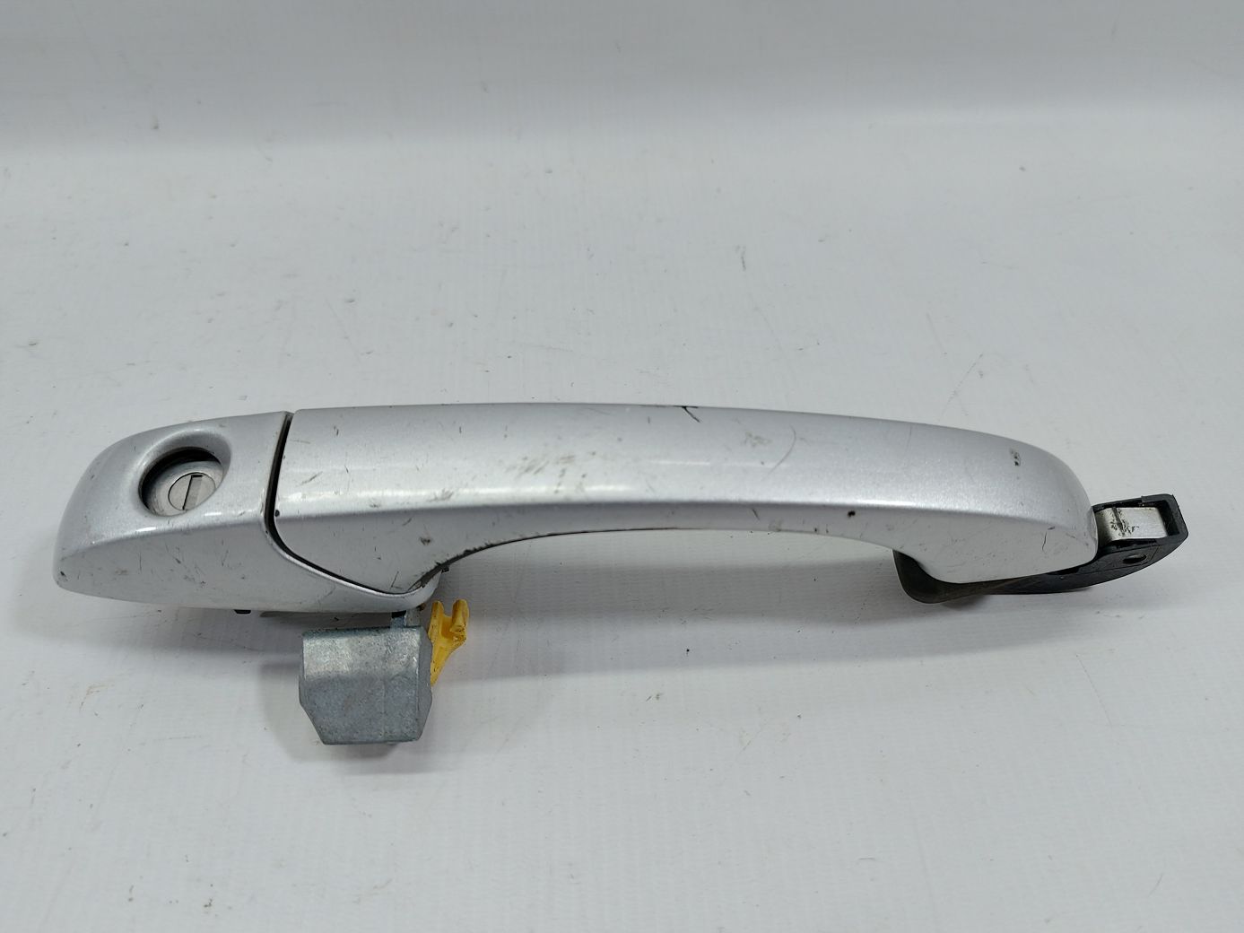Avenger. Ручка двери передней левой наружная (серая) Dodge Avenger 2012-2014 1KR95CDMAD Dodge Avenger