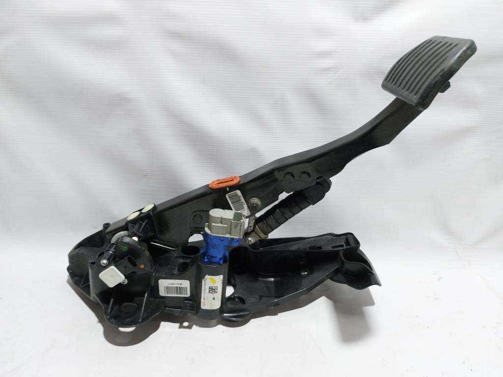 Fusion hybrid Педаль тормоза Ford Fusion Hybrid 2013 FG9Z2455A Ford Fusion Hybrid 11