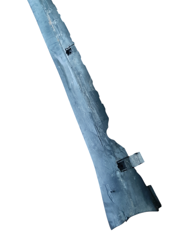 Model 3 Накладка порога правая внешняя Tesla Model 3 2021-2023 108982900D Tesla Model 3 2