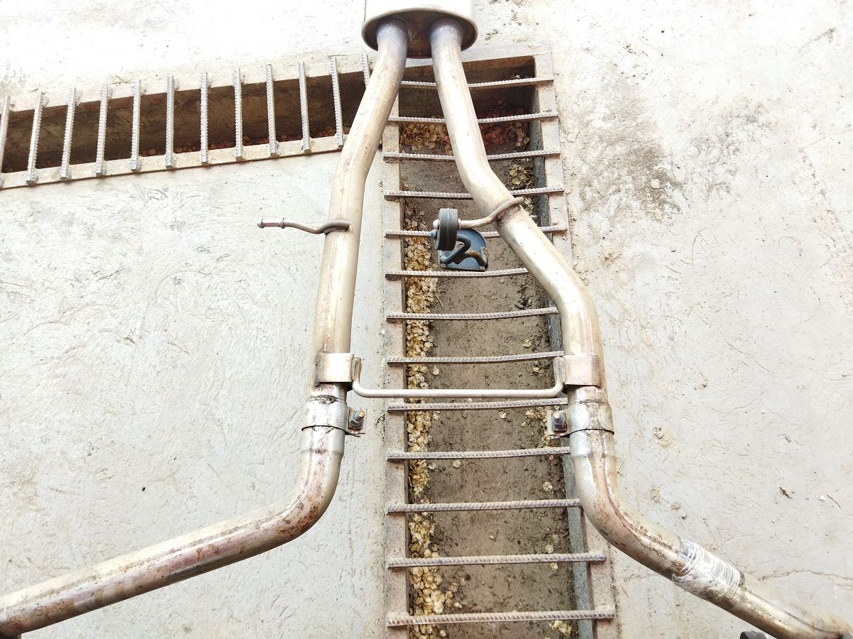 Xf Вихлопна труба (в зборі) Jaguar XF 2013-2015 C2Z18701 Jaguar XF 5