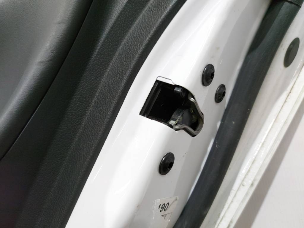 Regal Дверь задняя правая Buick Regal 2011-2017 13469927 Buick Regal 13