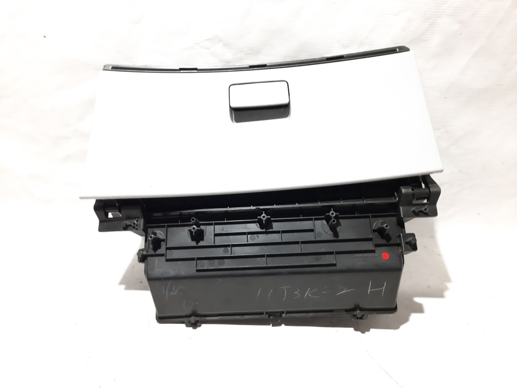  Бардачок   Honda CR-Z `11-12 Honda CR-Z 1