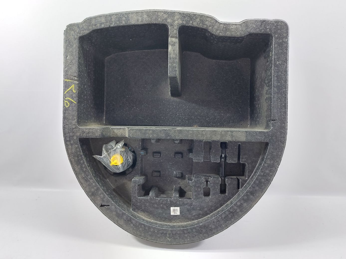 Forte. Вставка колеса запасного під домкрат Kia Forte 2014-2017 09149A7000 Kia Forte