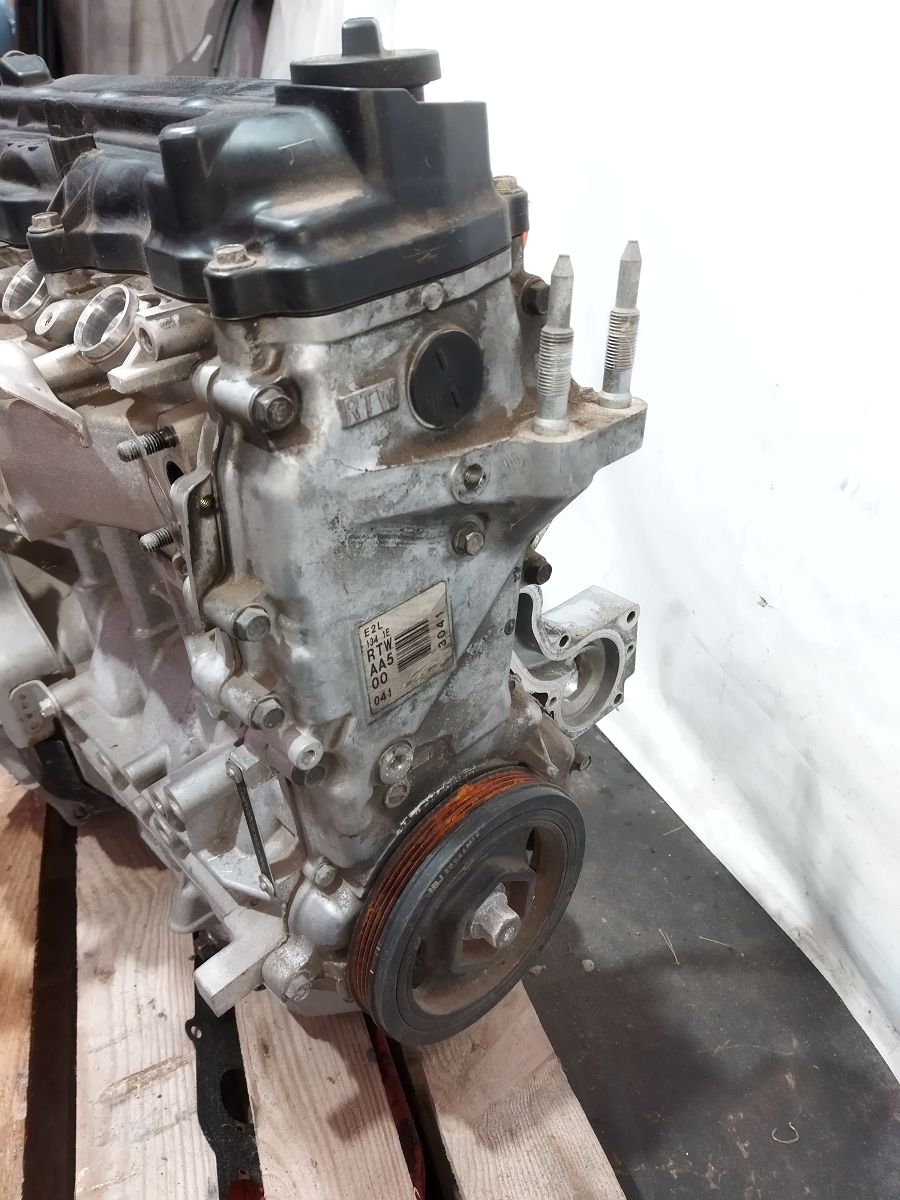 Cr-z Двигун (без навісного обладнання) пробіг 72т.міль Honda CR-Z 2014-2016 10002RTWA10 Honda CR-Z 11