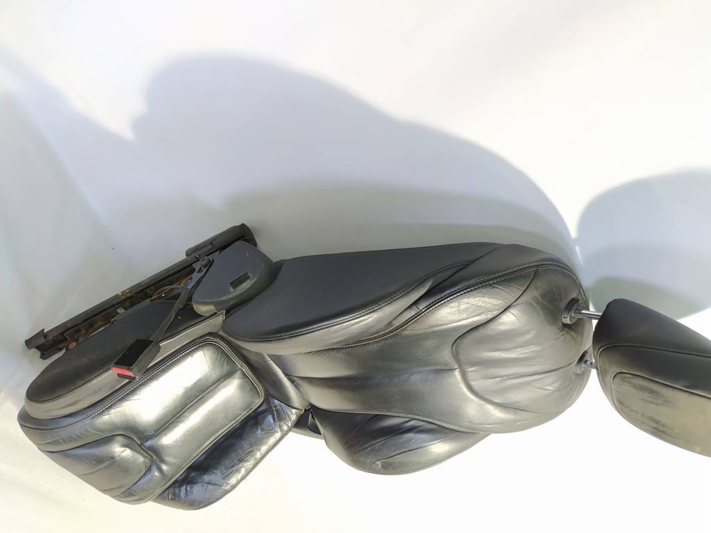 Dart Сидіння переднє ліве Dodge Dart 2013 68083599AA Dodge Dart 11