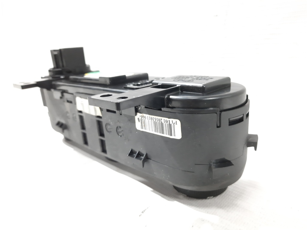 Forte Кнопки керування клімат-контролем Kia Forte 2017-2018 97250B0AA0M15 Kia Forte 5
