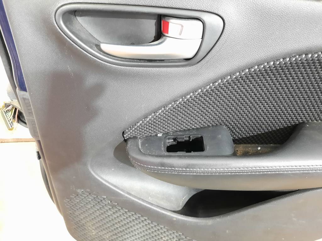 Dart Двері задні права Dodge Dart 2013-2019 68158726AD Dodge Dart 12