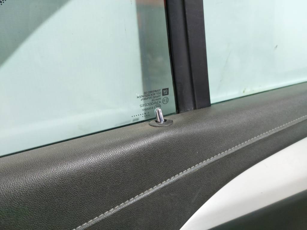 Ats Двері задні ліві в зборі Cadillac ATS 2013-2018 84007419 Cadillac ATS 27