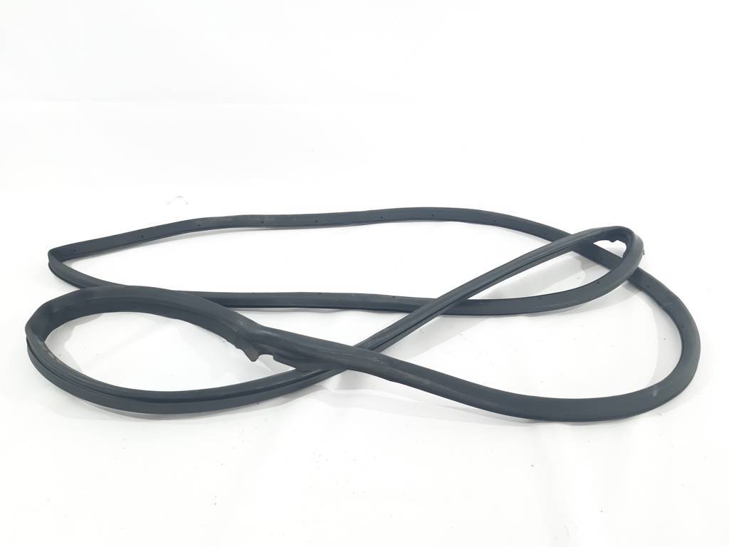 Accord. Ущільнювальна гумка дверей передньої правої Honda Accord Sedan 2008-2012 72310TA5A02 Honda Accord Sedan