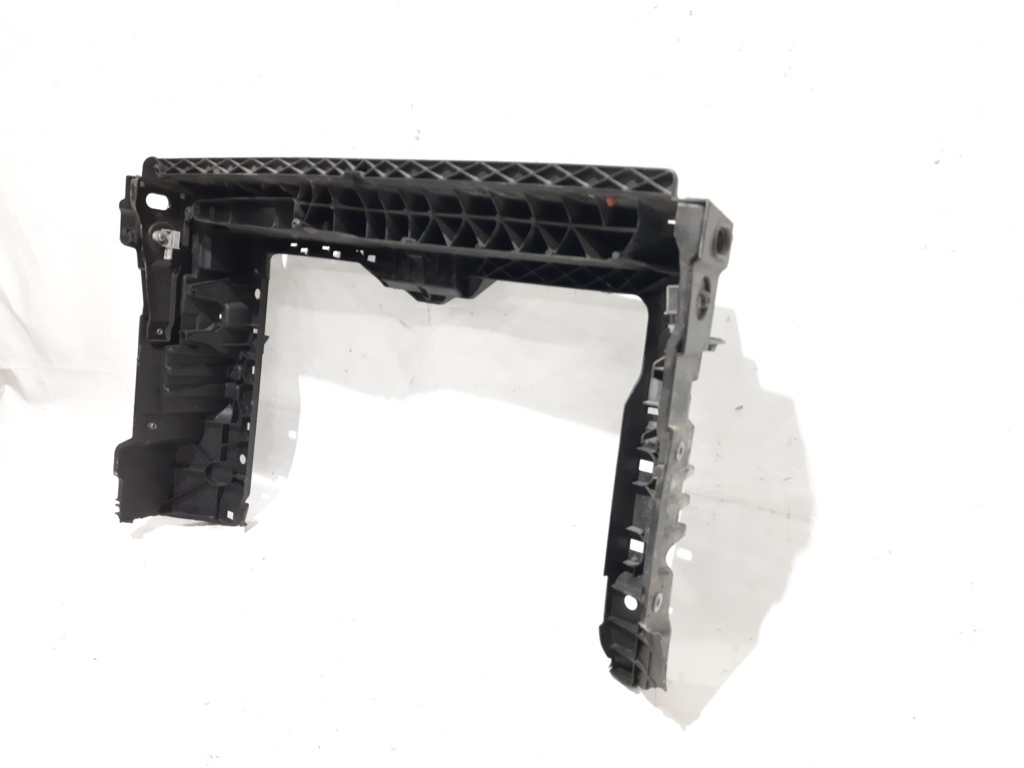 Passat s ТБ радіатора (зламаний) Volkswagen Passat S 2012-2015 561805588B9B9 Volkswagen Passat S 6