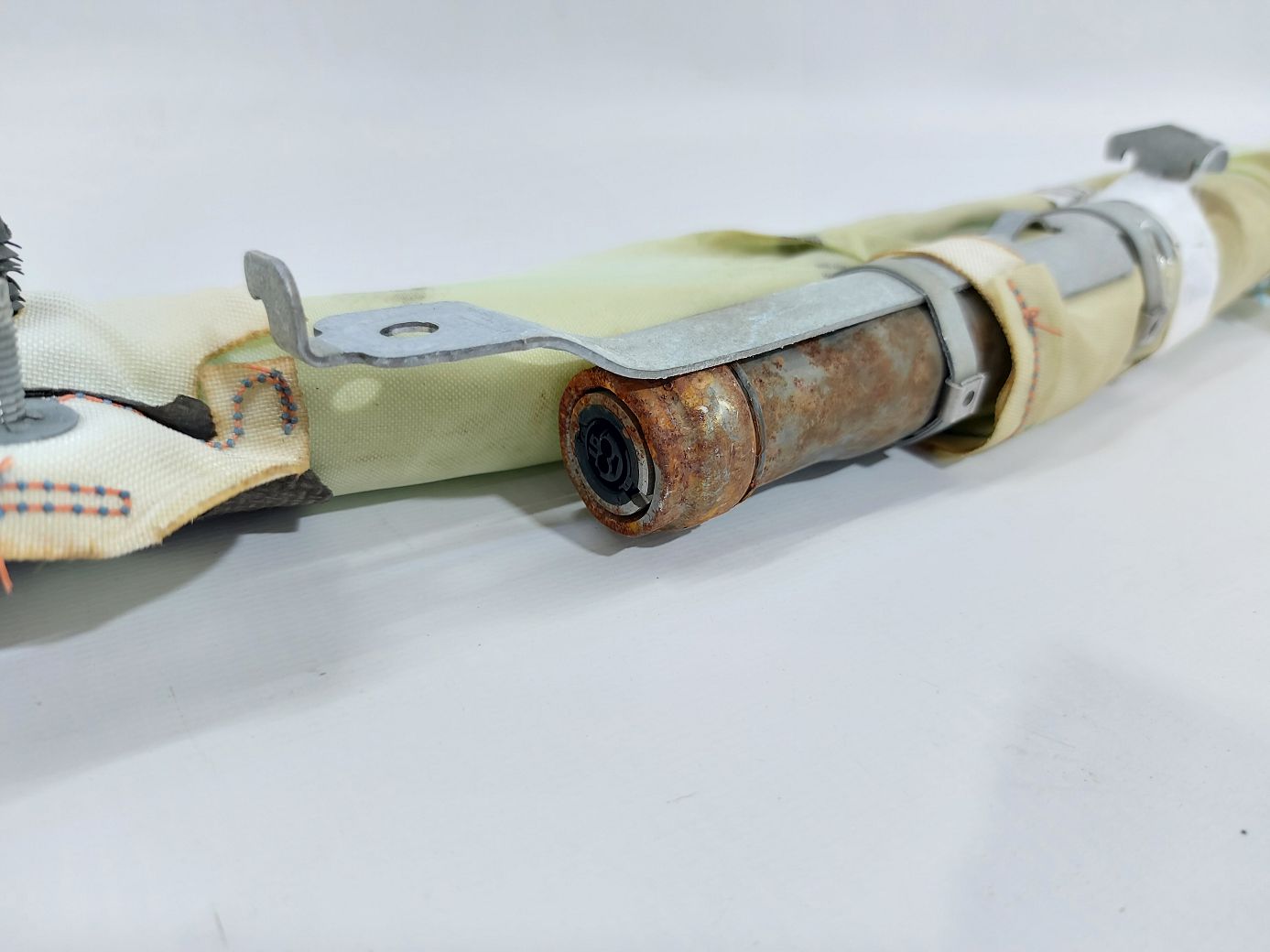 Dart Air Bag шторка левая Dodge Dart 2013-2019 5057853AD Dodge Dart 21