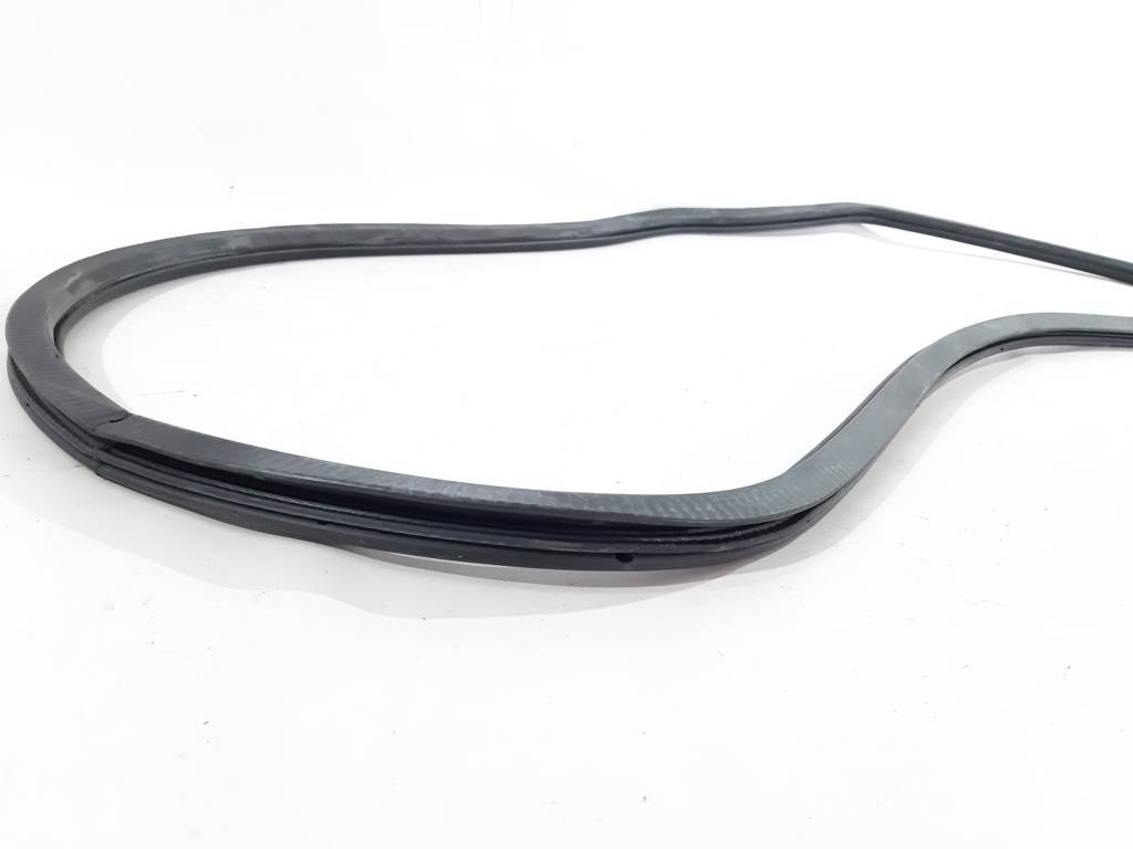 Dart Резинка уплотнительная проёма двери задней правой/левой Dodge Dart 2013 68085078AD Dodge Dart 6